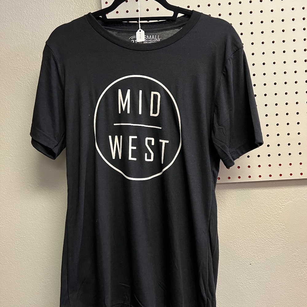 Midwest Circle Graphic T-Shirt